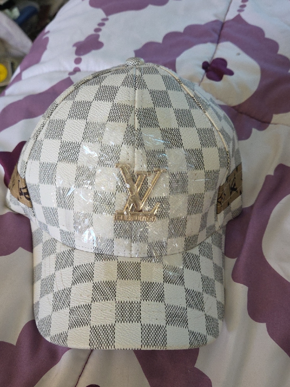 Louis Vuitton Damier Cream and Gray Baseball Cap with Gold Logo